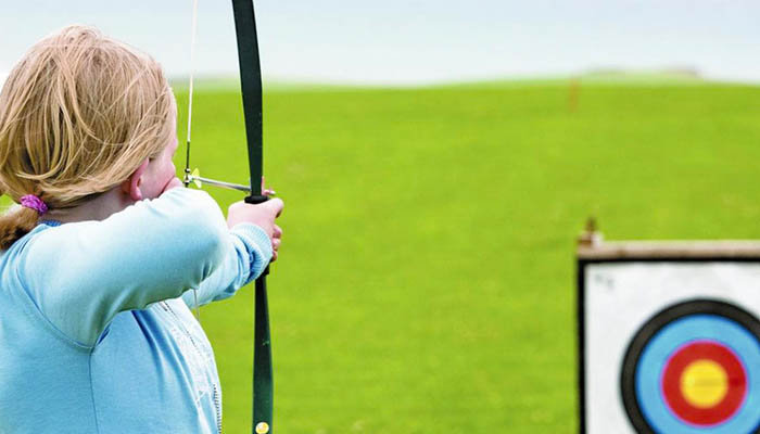 700x400_archery-girl