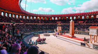 1000x500_france-puy-du-fou-le-signe-du-triomphe-arthur-aumond